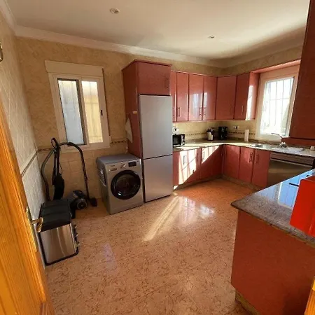 Villa Llanos Del Peral - - Sleeps 6 - R092 *
